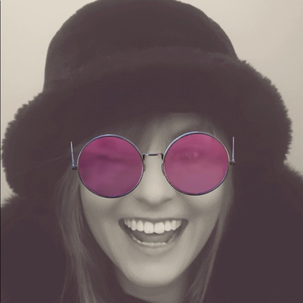 Meet your Posher, Eloise